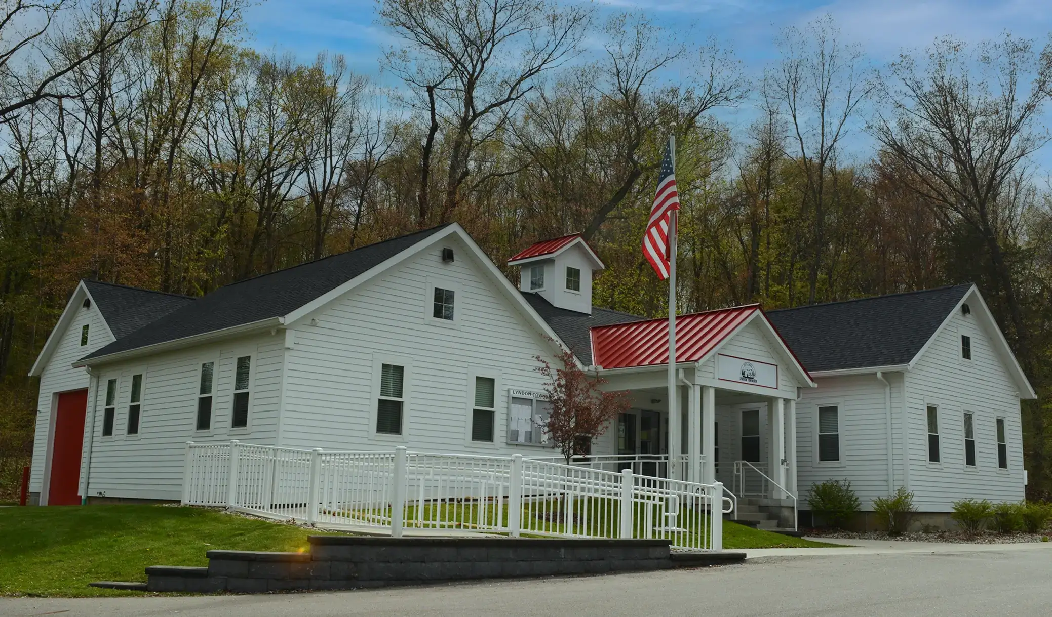 Lyndon-Township-Hall